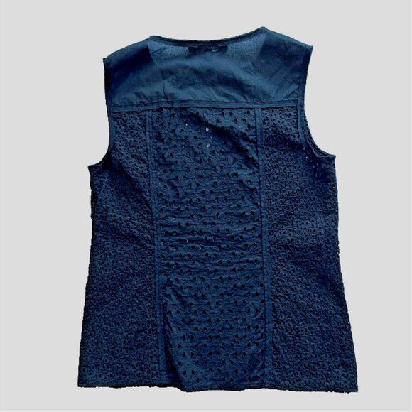 BCBGMAXAZRIA Women's "Camy" Black Eyelet Split Neck Tank Top Size XS - Picture 3 of 7